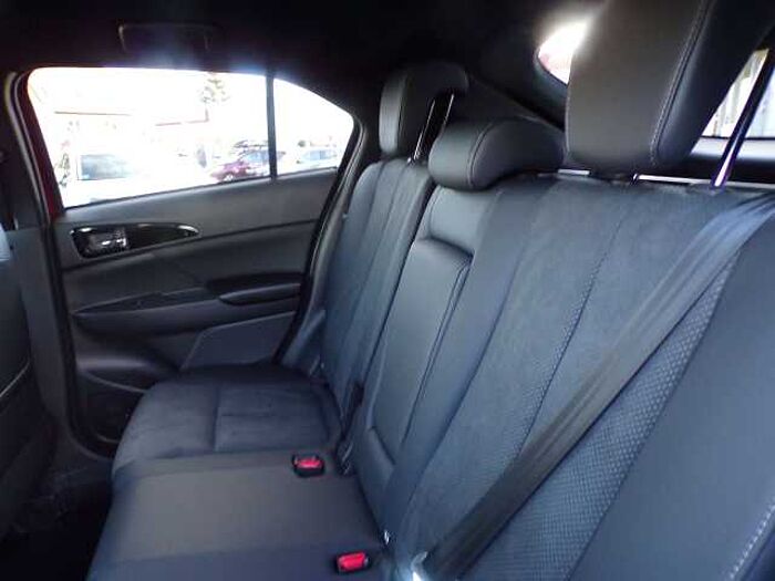 Mitsubishi Eclipse Cross Plug-In Hybrid 4WD PLUS SELECT