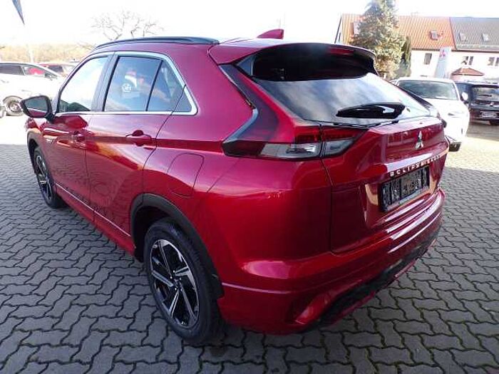 Mitsubishi Eclipse Cross Plug-In Hybrid 4WD PLUS SELECT