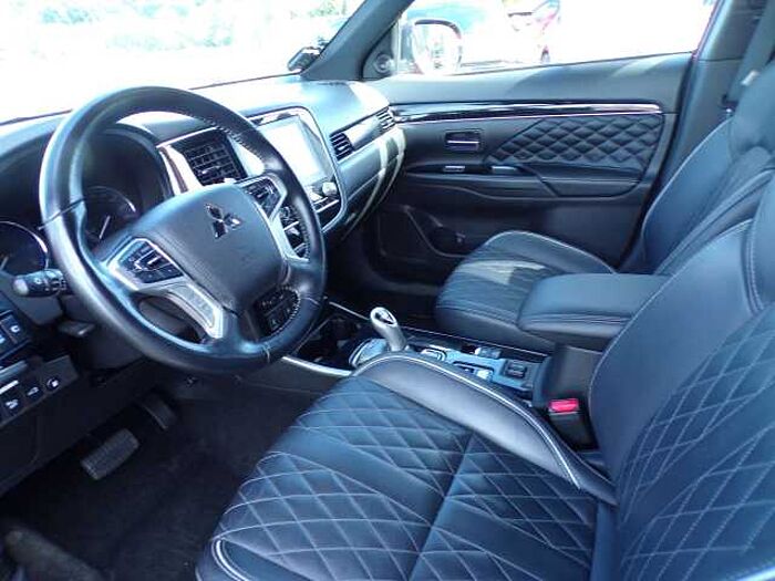 Mitsubishi Outlander PHEV Plus Spirit 4WD