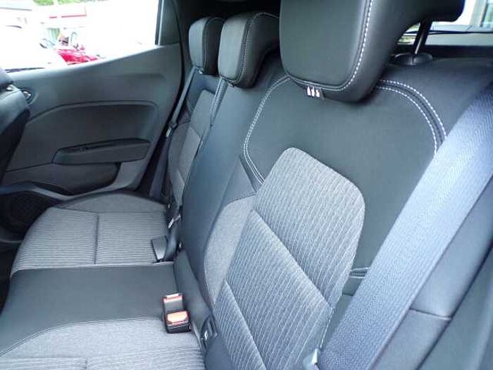 Mitsubishi Colt Plus 1.6 Hybrid