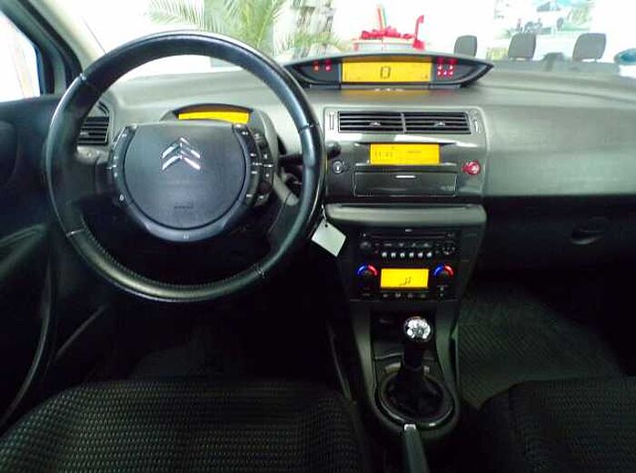 Citroen C4 C4 1.6 16V VTR Plus - Wenig Km 1. Hand Allwetter