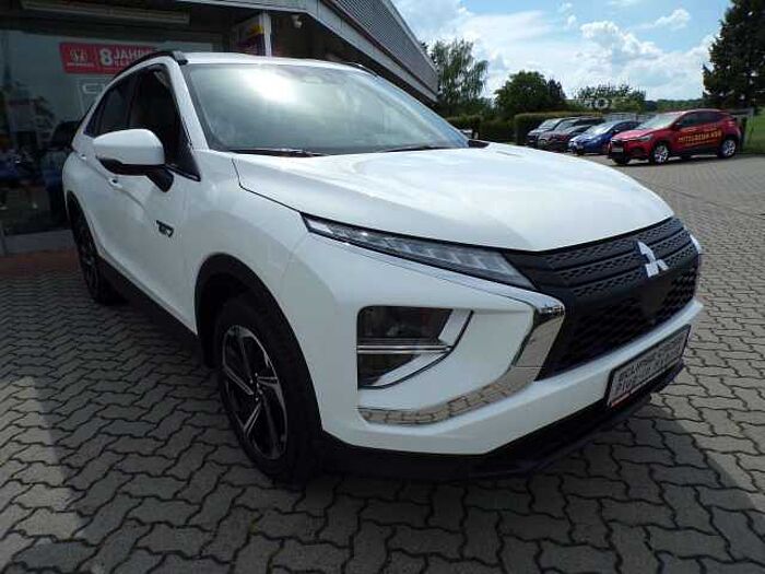 Mitsubishi Eclipse Cross Basis Hybrid 4WD