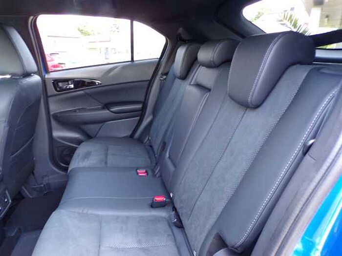 Mitsubishi Eclipse Cross Plug-In Hybrid 4WD PLUS SELECT