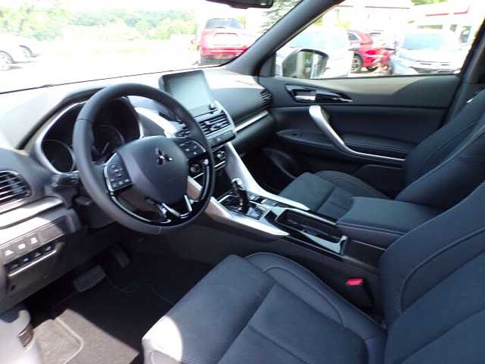 Mitsubishi Eclipse Cross Plug-In Hybrid 4WD PLUS SELECT