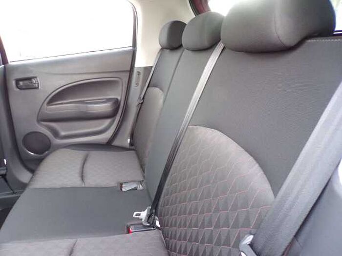 Mitsubishi Space Star Select+